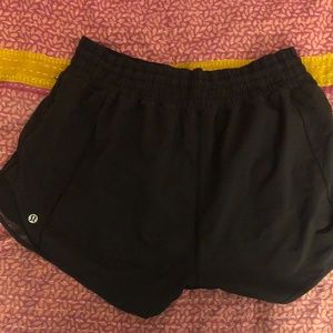 Lululemon Hotty Hot High Rise 4" Shorts